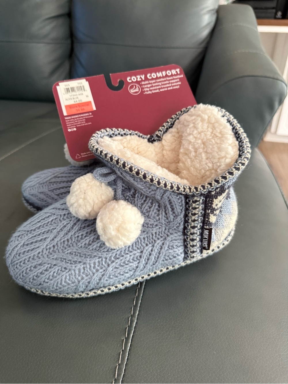 Muk Luks bnwt size 7/8
